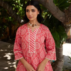 Cotton Women's Peach-White Bandhani Long kurti