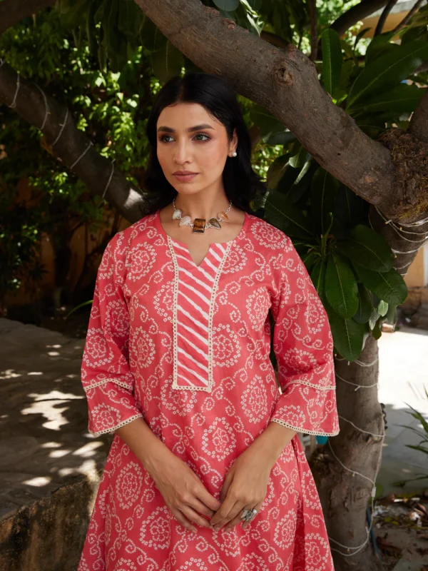 Cotton Women's Peach-White Bandhani Long kurti
